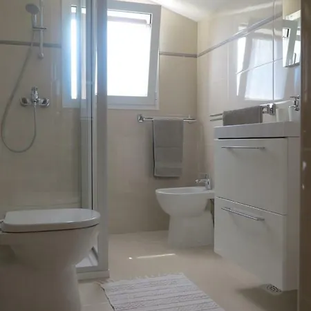 Vera&toni Ровинь